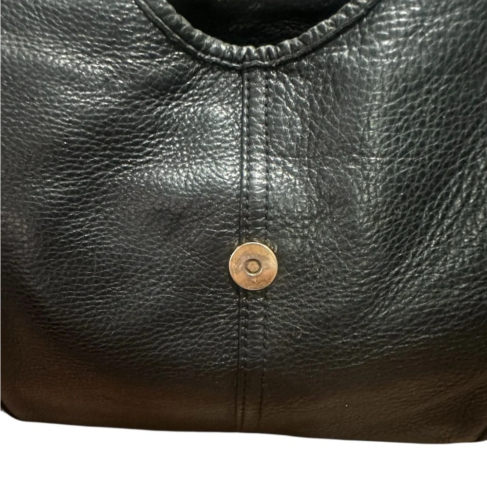 Michael Kors Black Leather Hudson Shoulder Bag Pebble Butter Leather! Non-Smoker - Picture 13 of 16